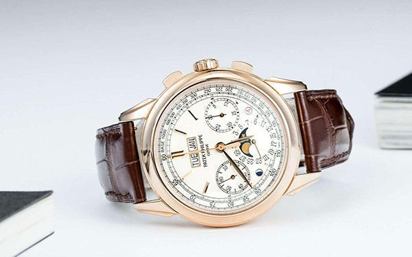 百达翡丽手表表带太紧是啥原因(图) 百达翡丽手表表带太紧是啥原因(图)