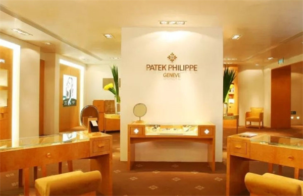 百达翡丽表盘有划痕原因是啥（图）